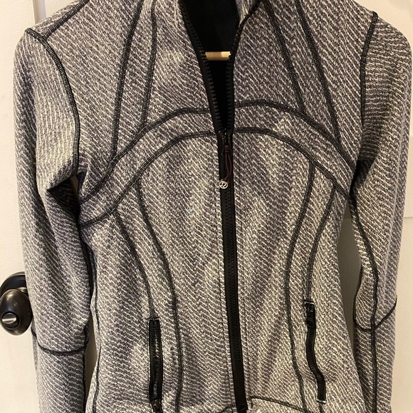 Lululemon define Jacket - Picture 5 of 6